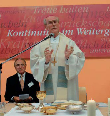 Erzbischof Alfons Nossol (Opole/ Polen) beim Festgottesdienst.