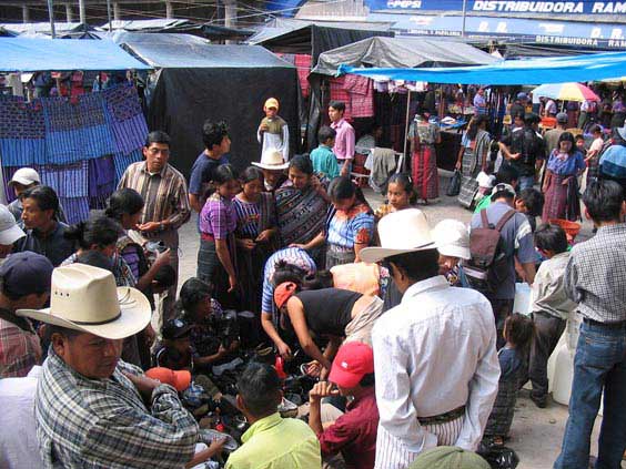 Markt in Santiago Atitlán am Atitlán-See